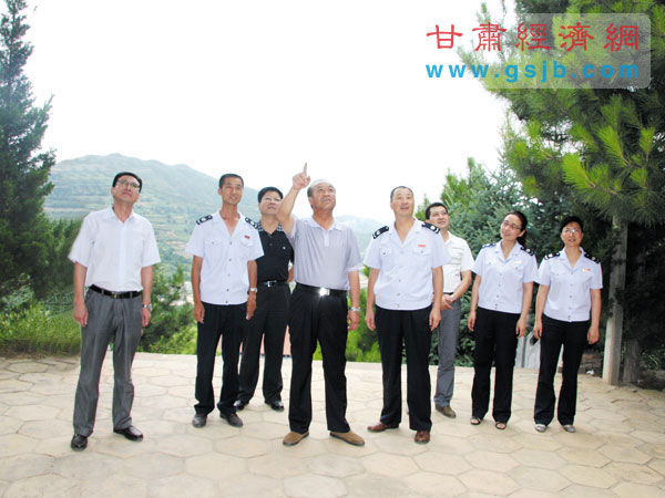 點擊瀏覽下一頁