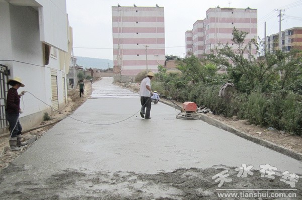 硬化路為體育場南端紅崖路至東干河橋.jpg