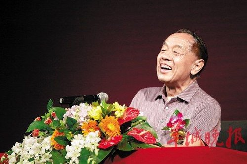73歲的李肇星精神矍鑠